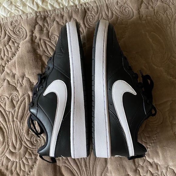 Nike Court Borough Low 2 Boys Youth Size 7 - Picture 2 of 15